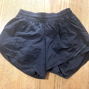 Lululemon Hotty hot shorts!